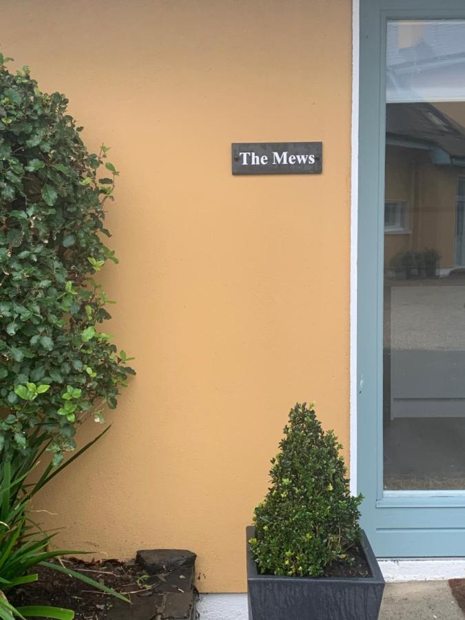 The Mews Villa Newbridge  Exteriör bild